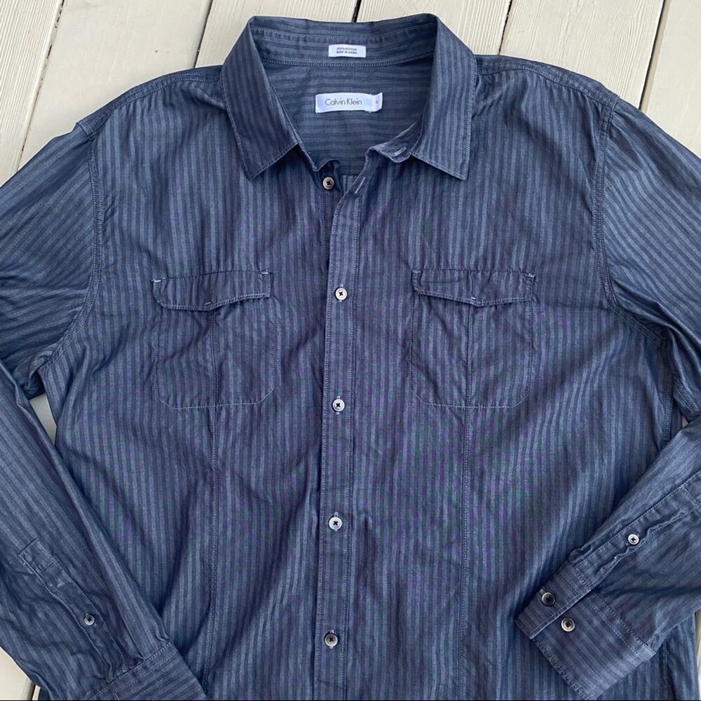 Calvin Klein Men’s Navy Stripe Button Shirt, XL, Like New